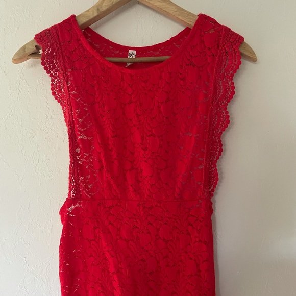 Free people red lace tank top - Picture 2 of 3